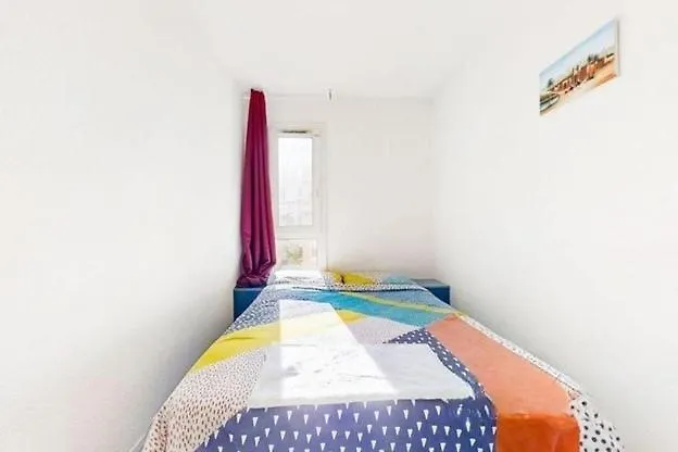 A & H Rooms + Wifi Nizza Alloggio in famiglia